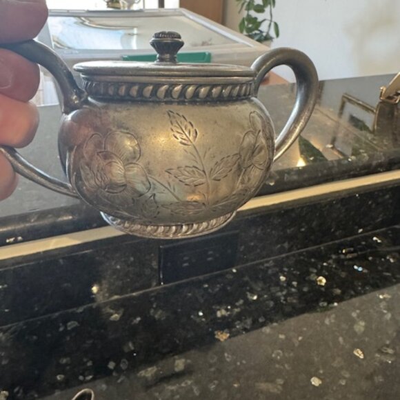 Sterling Silver plated Cream and Sugar Holders - Picture 8 of 11